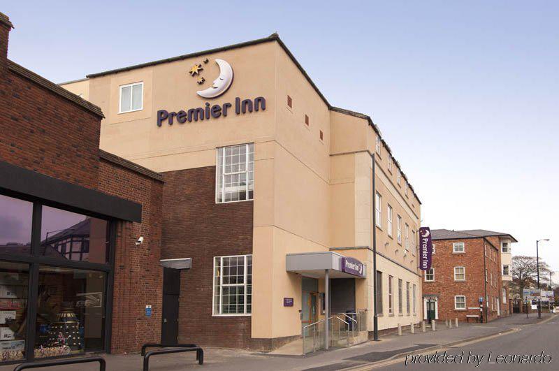 Premier Inn Stratford Upon Avon Waterways Экстерьер фото