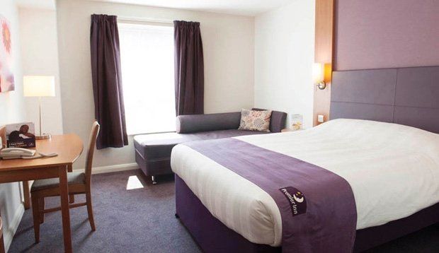 Premier Inn Stratford Upon Avon Waterways Экстерьер фото